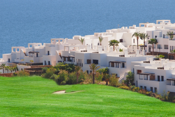 Top 6 Golf Communities to Buy Villas in Dubai