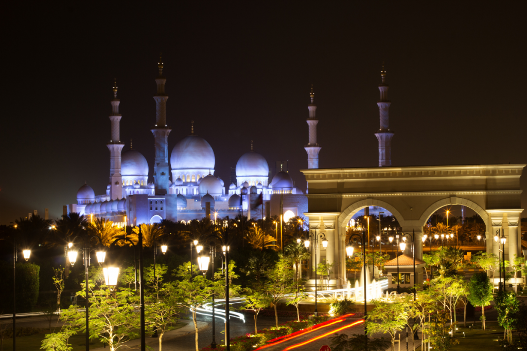 Embracing Spirituality in Dubai - Sheikh Zayed Grand Mosque in Dubai